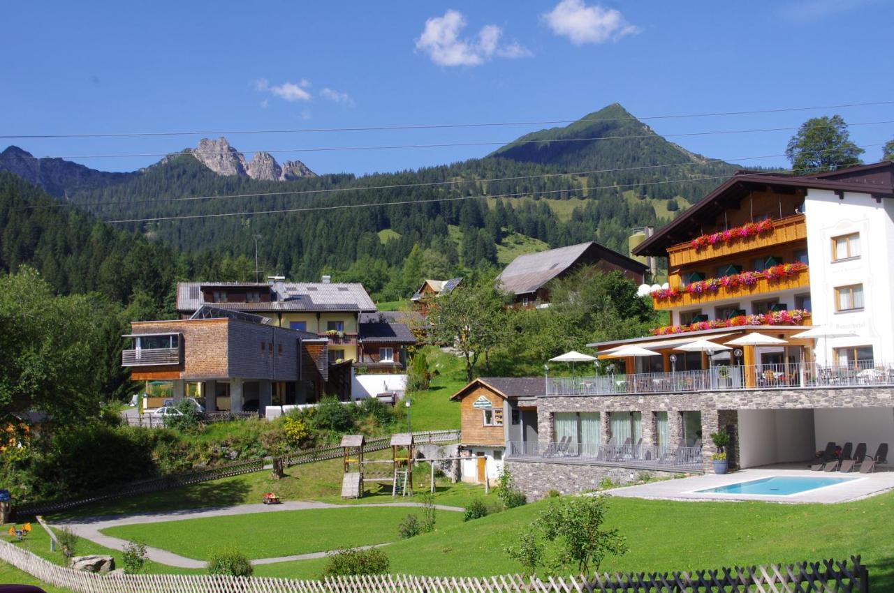 Hotel Burtschahof Bürserberg Екстериор снимка
