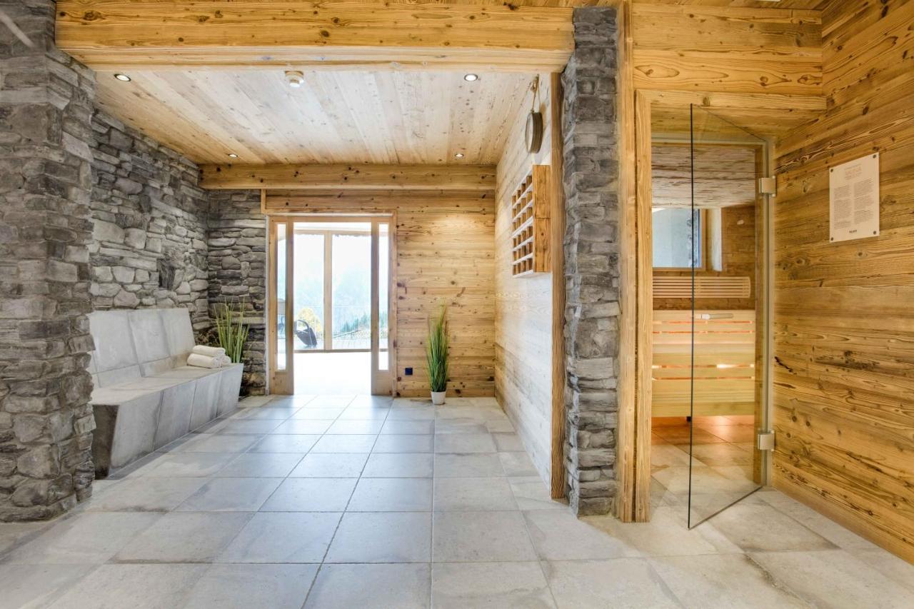 Hotel Burtschahof Bürserberg Екстериор снимка