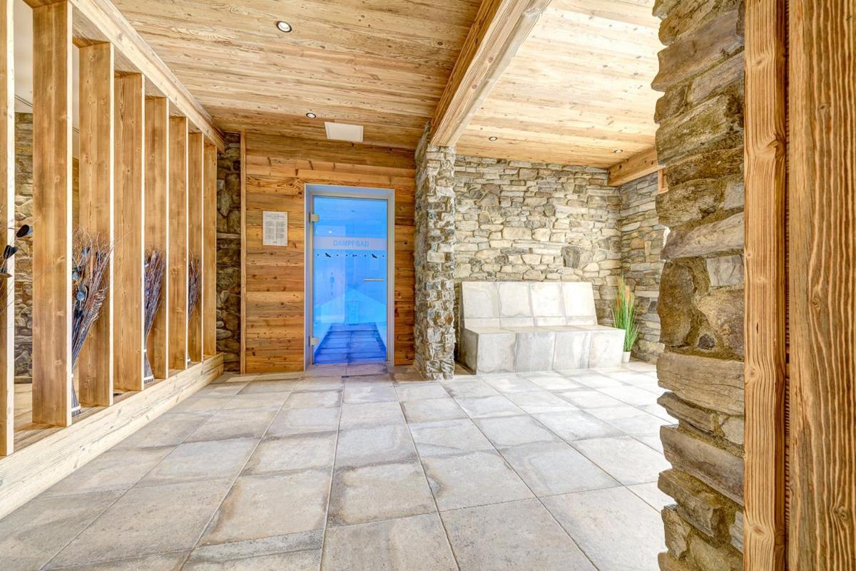 Hotel Burtschahof Bürserberg Екстериор снимка