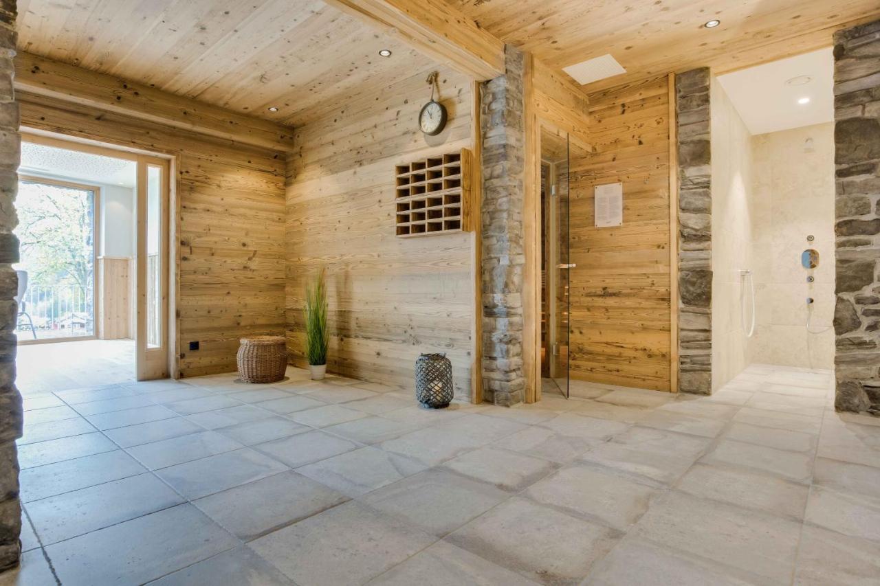 Hotel Burtschahof Bürserberg Екстериор снимка