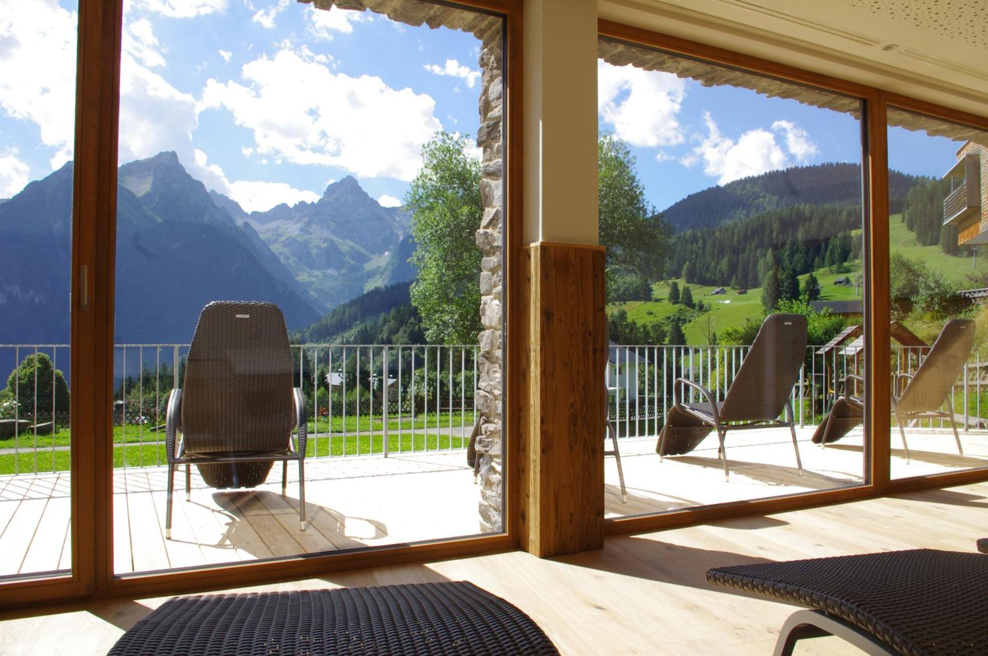 Hotel Burtschahof Bürserberg Екстериор снимка